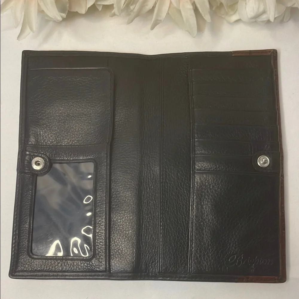 Brighton Vintage Black and Brown Wallet with Silver Heart Accent EUC